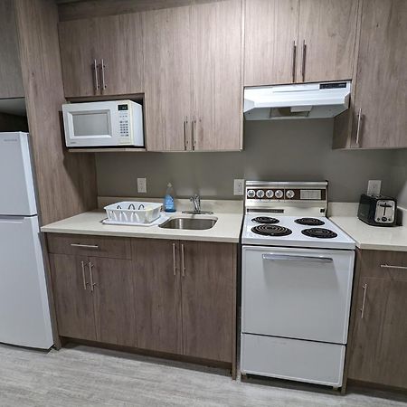 Riverside Motel Medicine Hat Kültér fotó