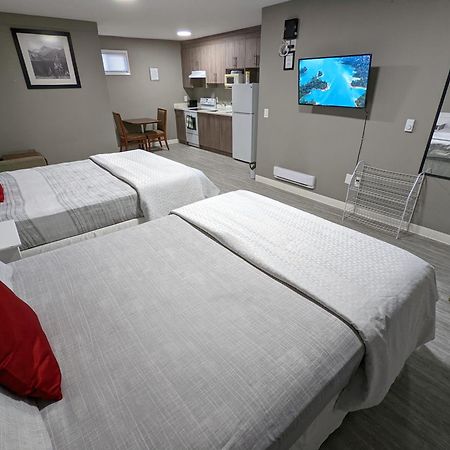 Riverside Motel Medicine Hat Kültér fotó