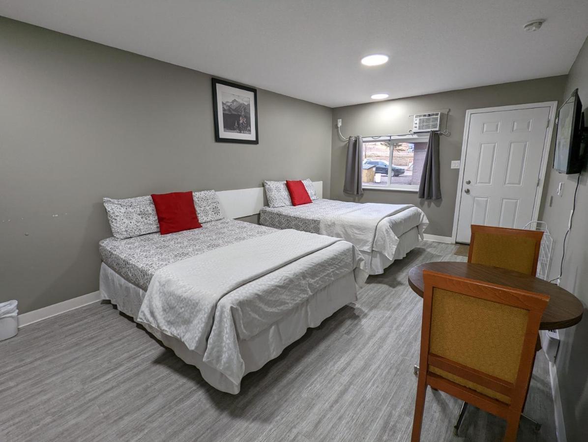 Riverside Motel Medicine Hat Kültér fotó