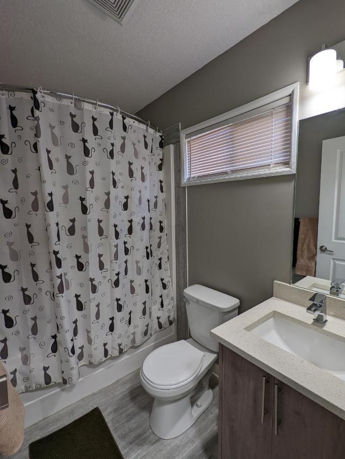 Riverside Motel Medicine Hat Kültér fotó
