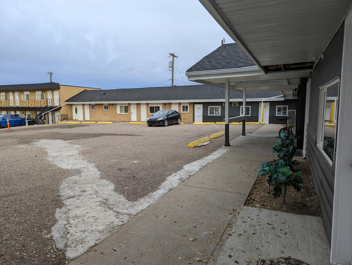 Riverside Motel Medicine Hat Kültér fotó