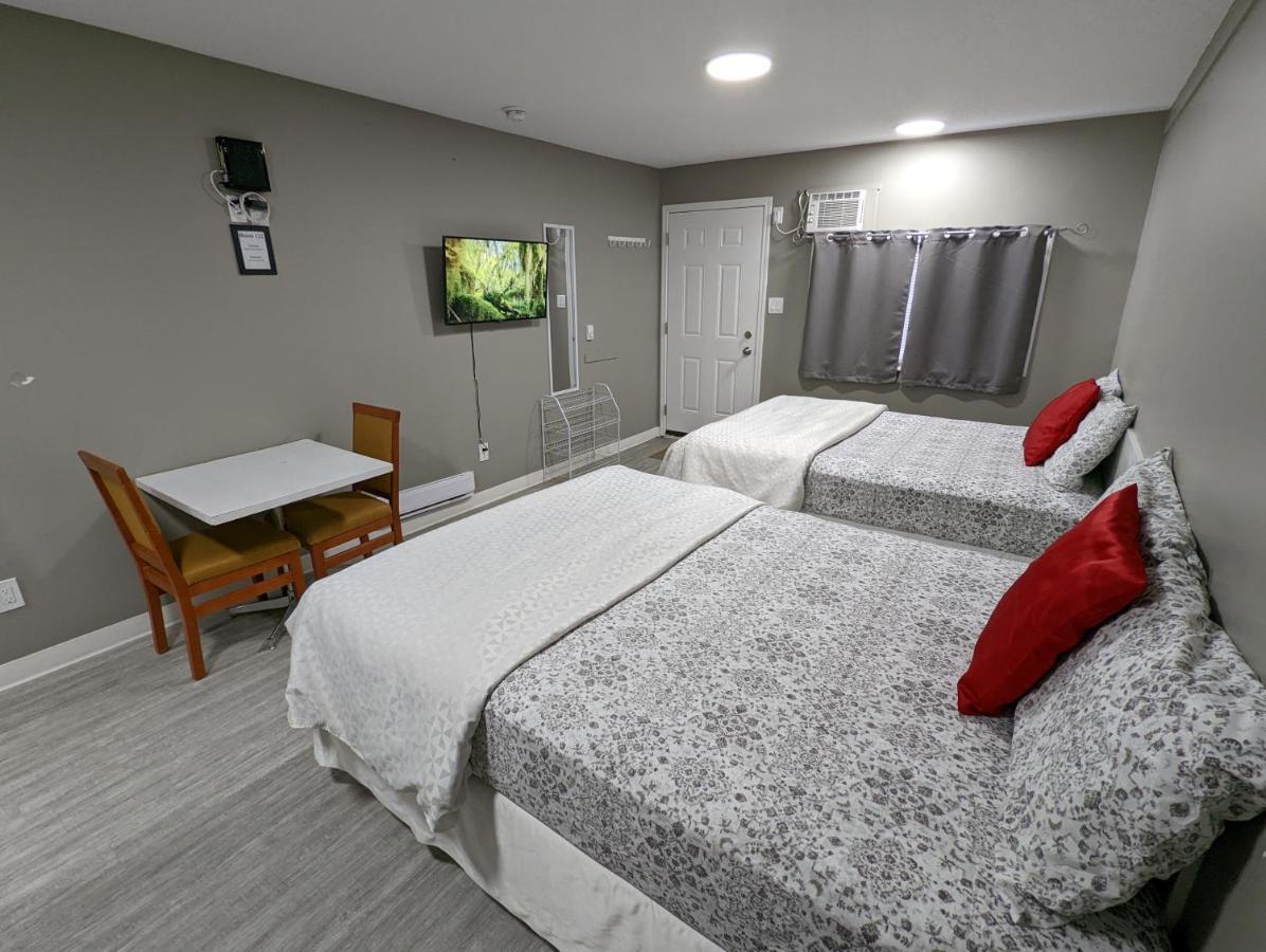 Riverside Motel Medicine Hat Kültér fotó