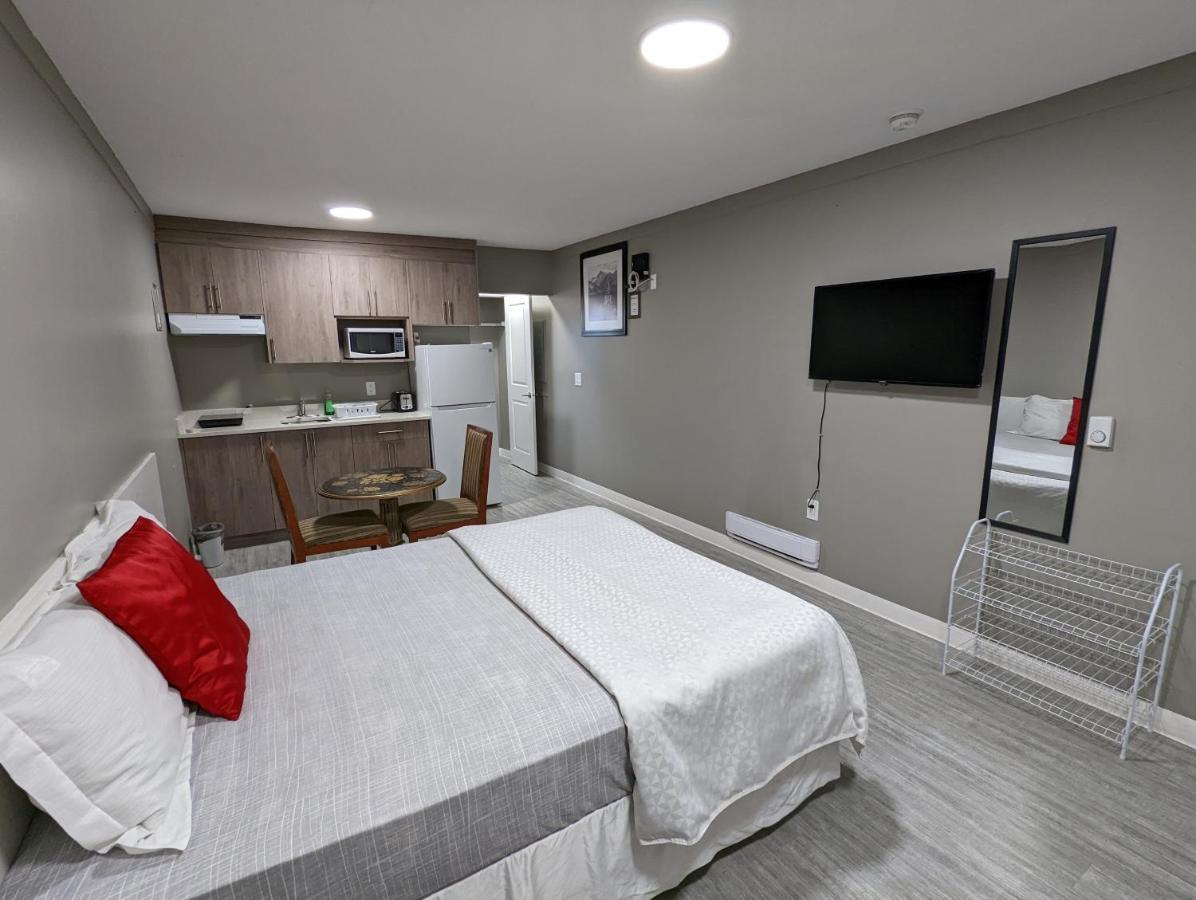 Riverside Motel Medicine Hat Kültér fotó