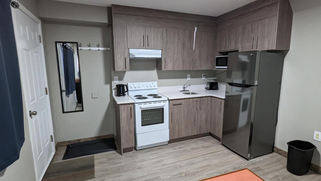 Riverside Motel Medicine Hat Kültér fotó